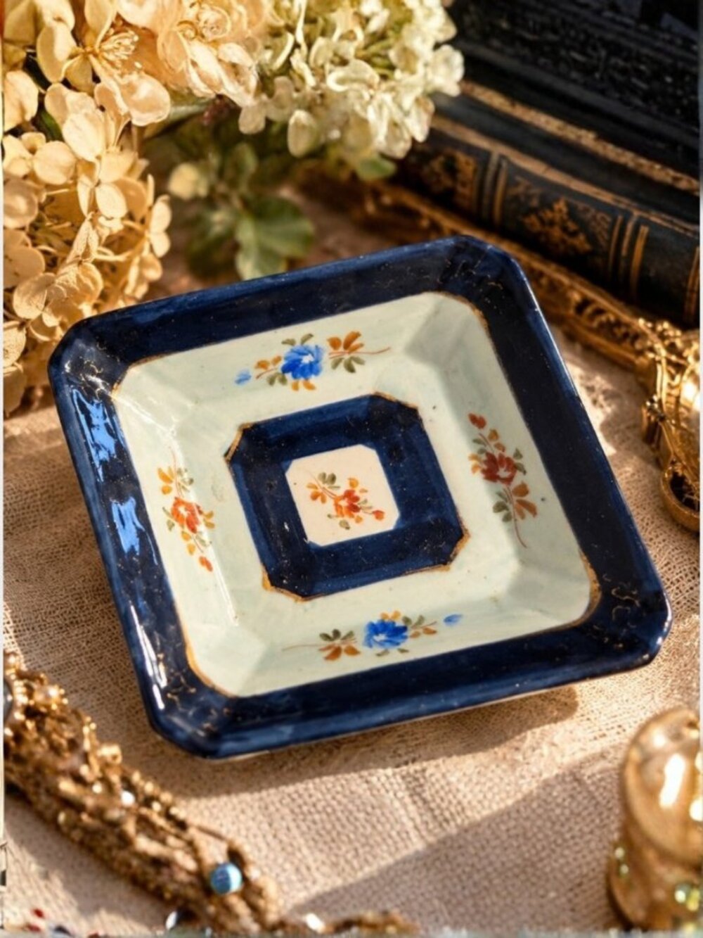 Antique Imari Style Porcelain Trinket Dish